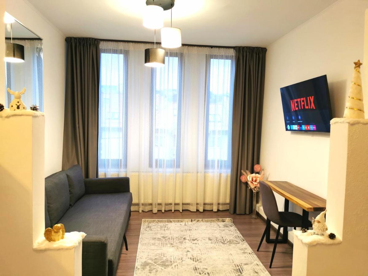 City Apartman Odorheiu Secuiesc Esterno foto