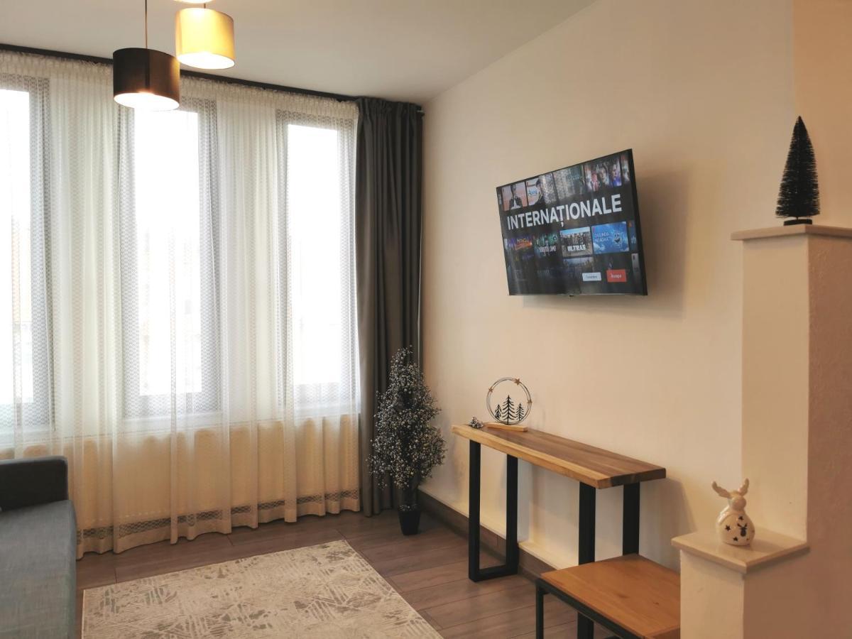 City Apartman Odorheiu Secuiesc Esterno foto